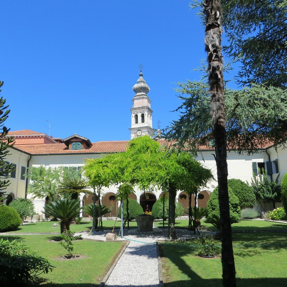 A Visit to San Lazzaro: An Armenian Island in the Heart of Europe (Part III)