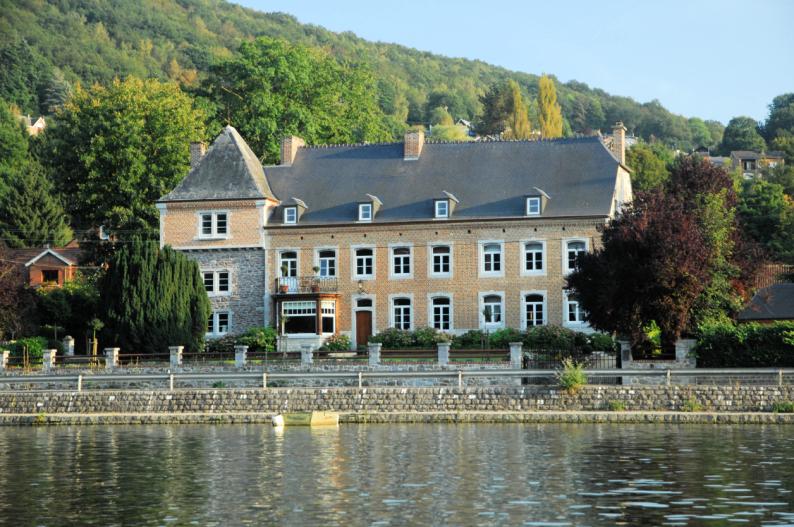 LE RICHMOND B&B (Godinne, Belgique) : Tarifs 2024 Et 36 Avis