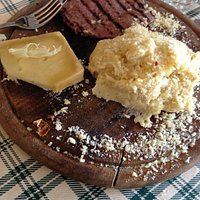 polenta branzi e cotechino alla griglia