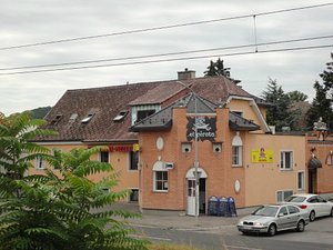 Motel Hainburg in Hainburg an der Donau, image may contain: Neighborhood, City, Car, Urban