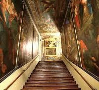 INTERNO SCALA SANTA