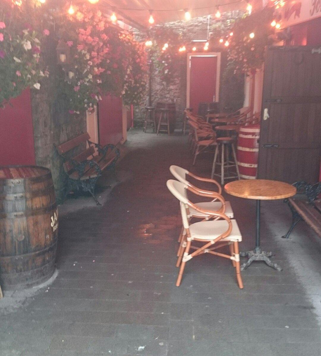 Tom Collins Pub All You Need to Know BEFORE You Go (2024)