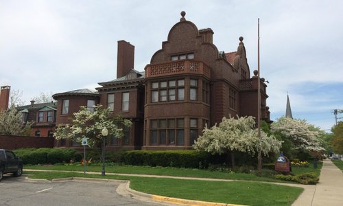One grand landmark building