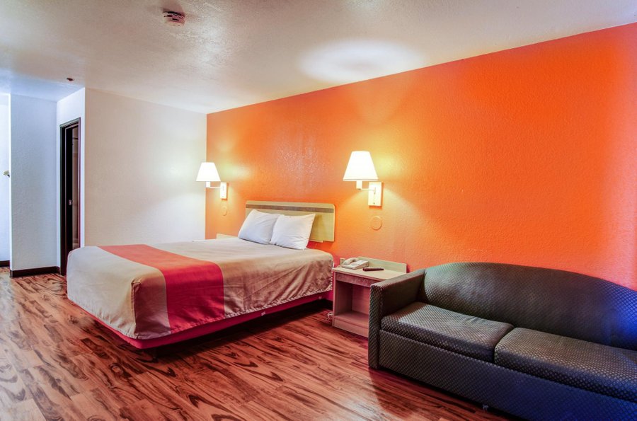 MOTEL 6 COLUMBIA - EAST $50 ($̶6̶0̶) - Updated 2021 Prices & Reviews