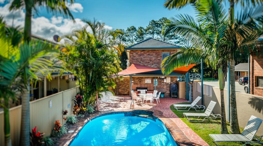 pool view
