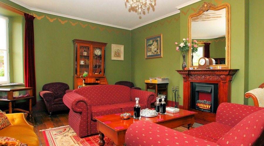 Guest Lounge