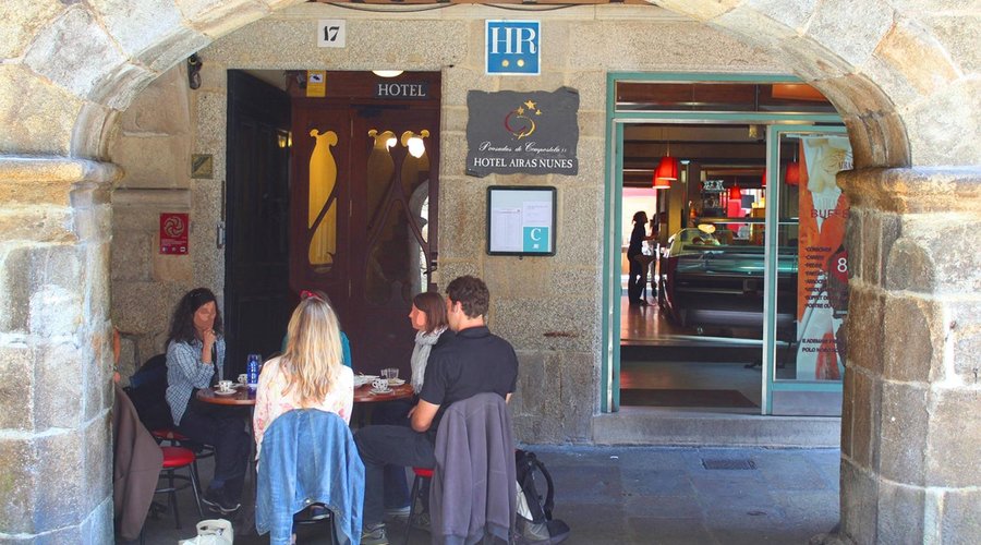 Puerta Hotel