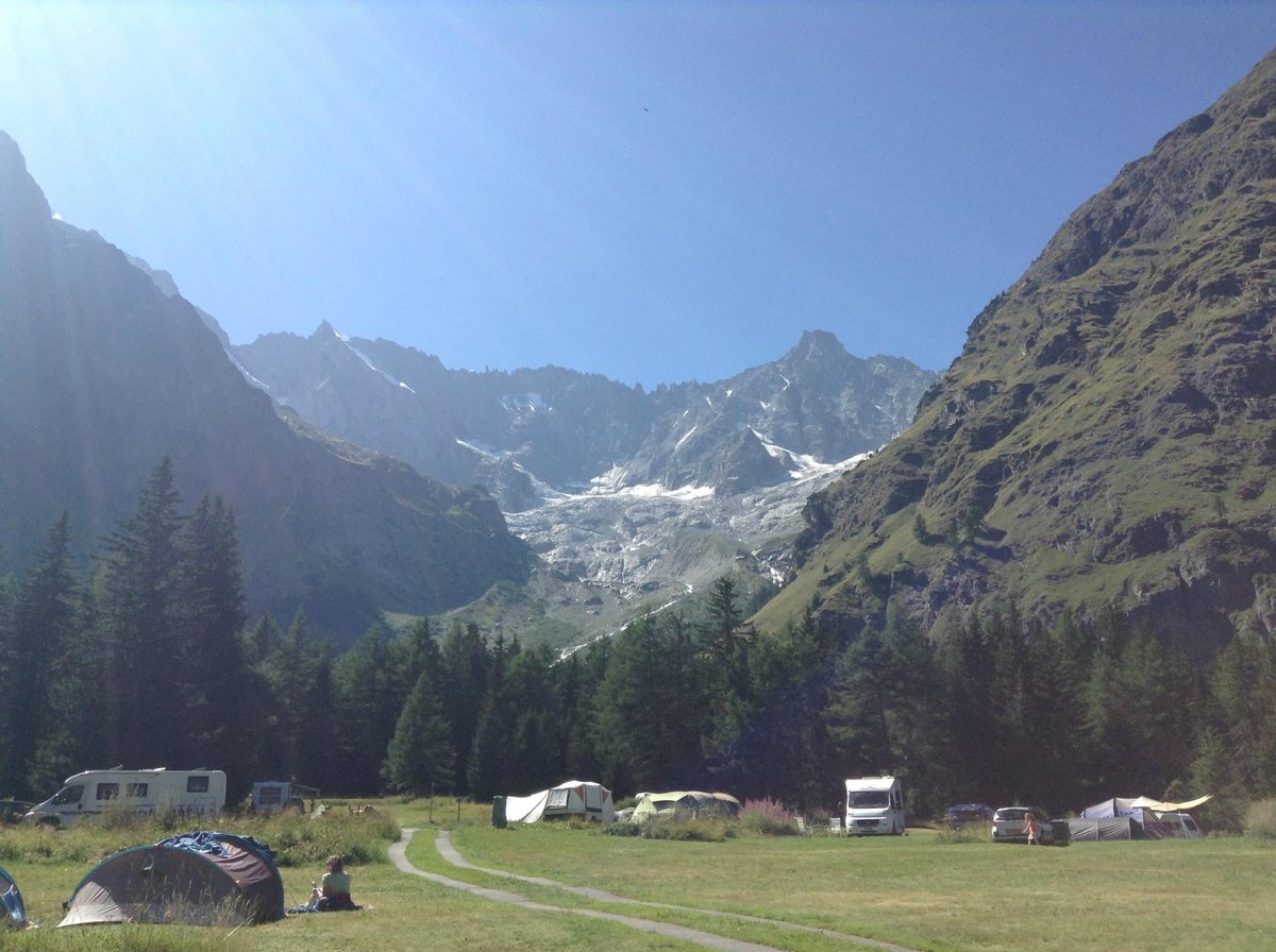 CAMPING DES GLACIERS - Campground Reviews (La Fouly, Switzerland)