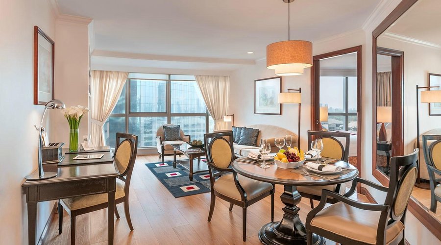 1 Bedroom Suite Living Area