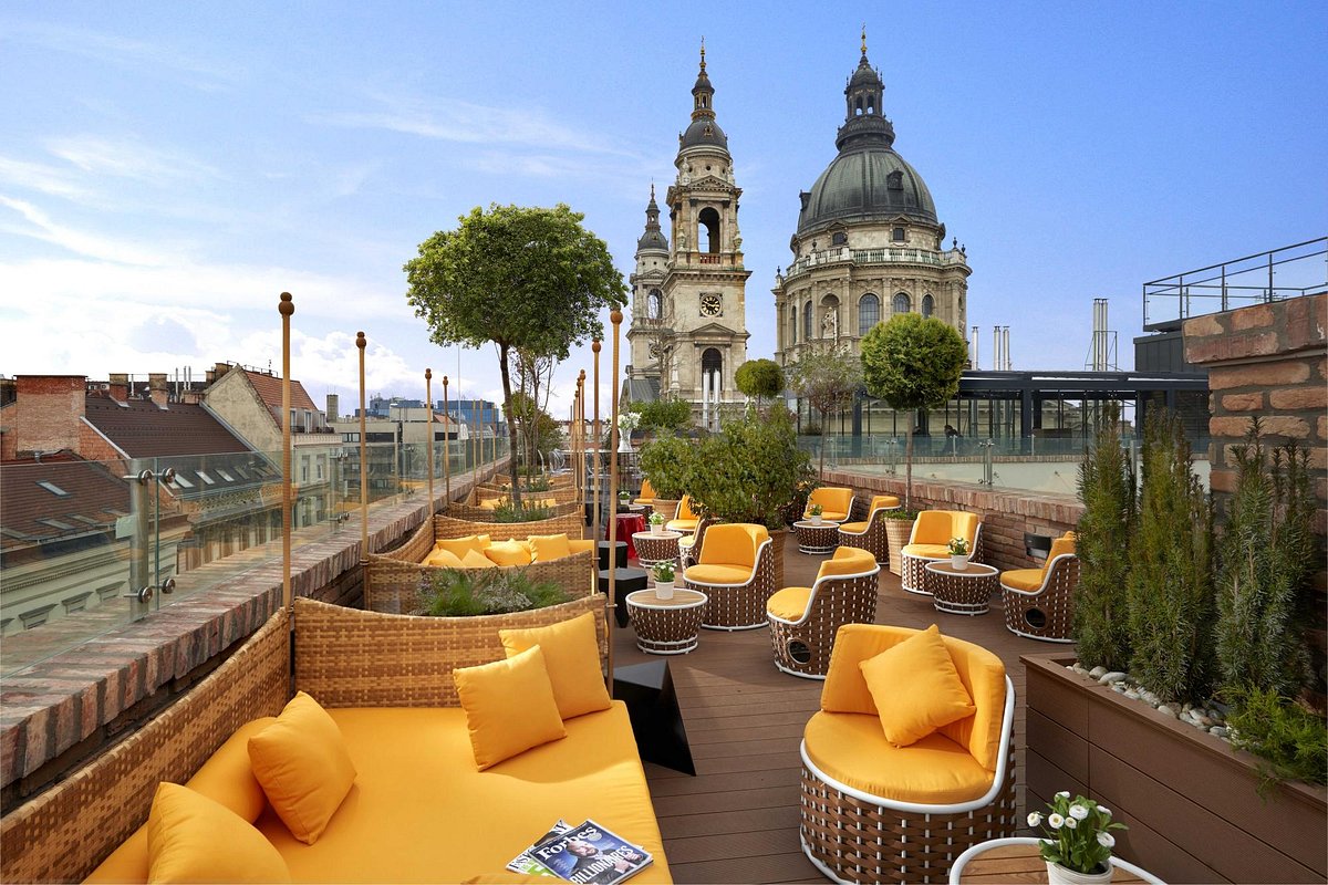 ‪Aria Hotel Budapest by Library Hotel Collection‬، فندق في بودابست