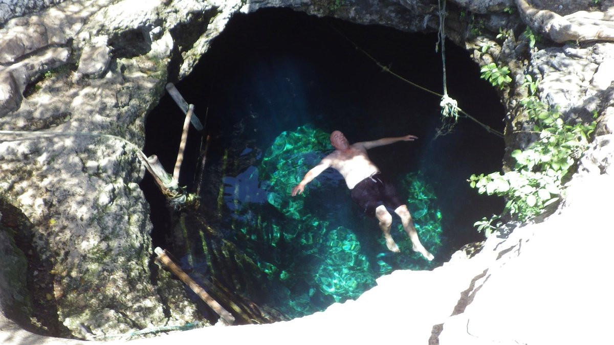 CENOTE NOC-AC YUCATÁN MEXICO