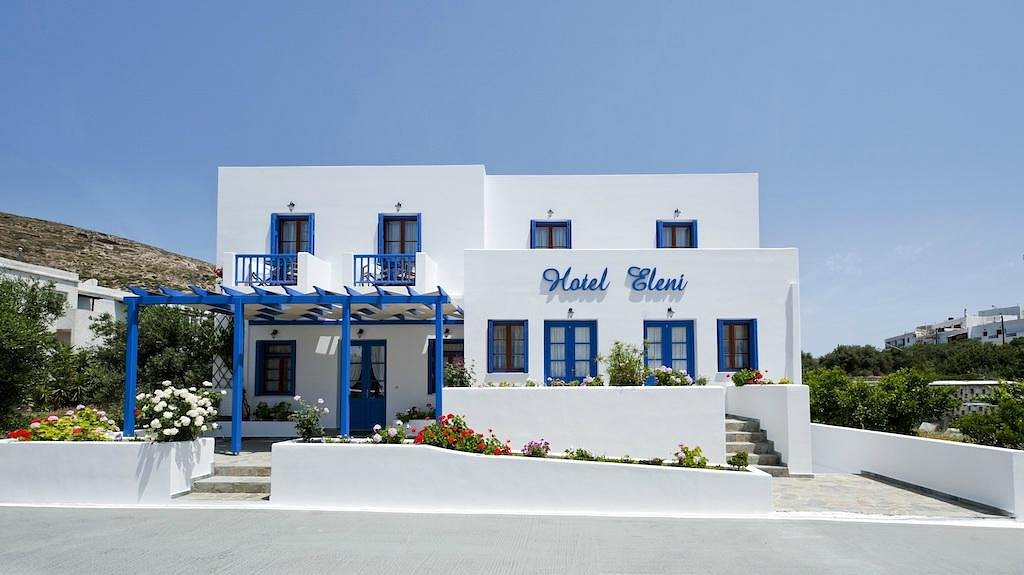 Christina's Luxury Village House ➜ Plaka Milou, Milos. Book hotel Christina's  Luxury Village House