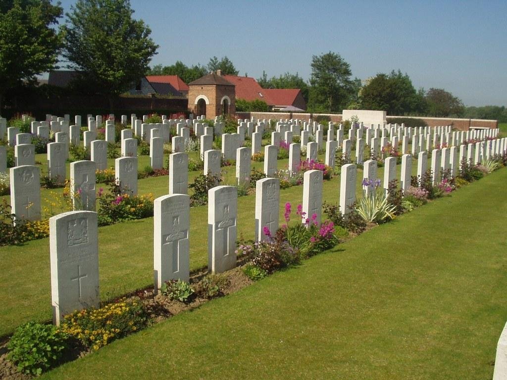 Cambrin Military Cemetery