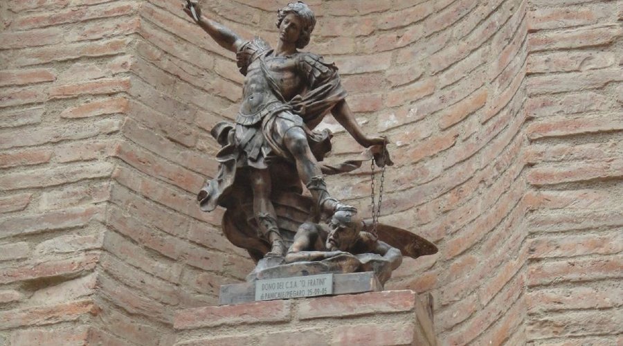 Esterno Chiesa S. Michele
