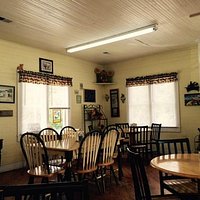 Pleasant clean decor