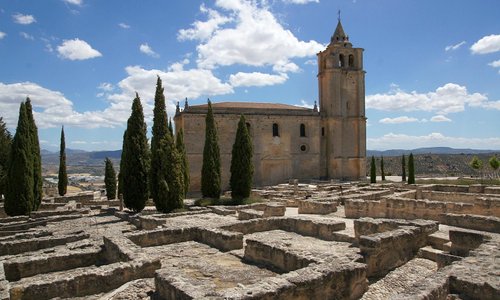 Restos de edificaciones de viviendas