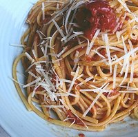 Linguine sugo all'arrabbiate