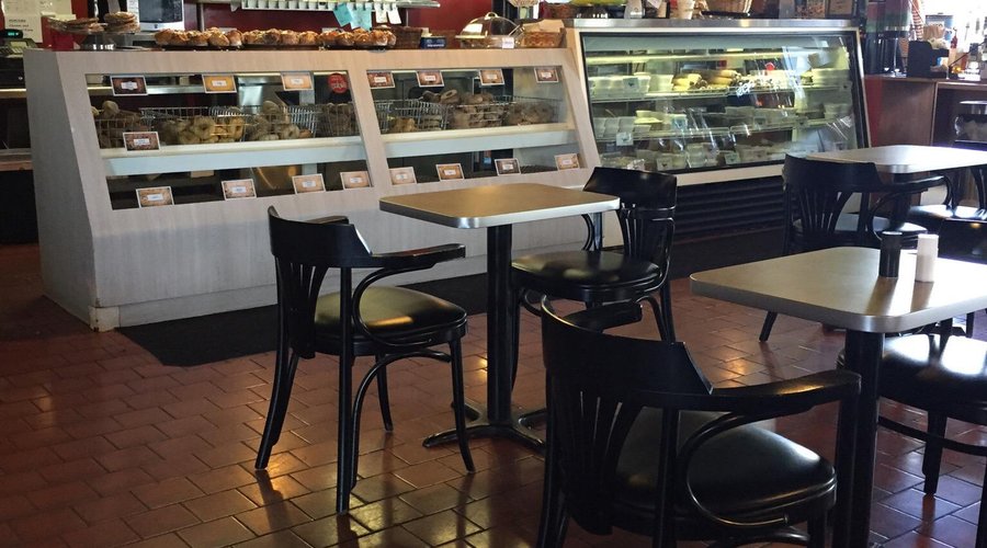 Jake's Bagels & Deli