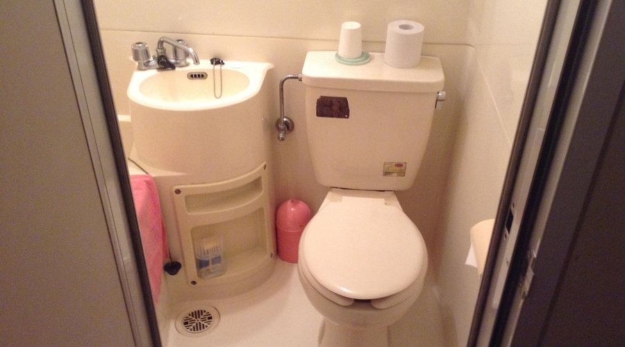 部屋つきトイレ
