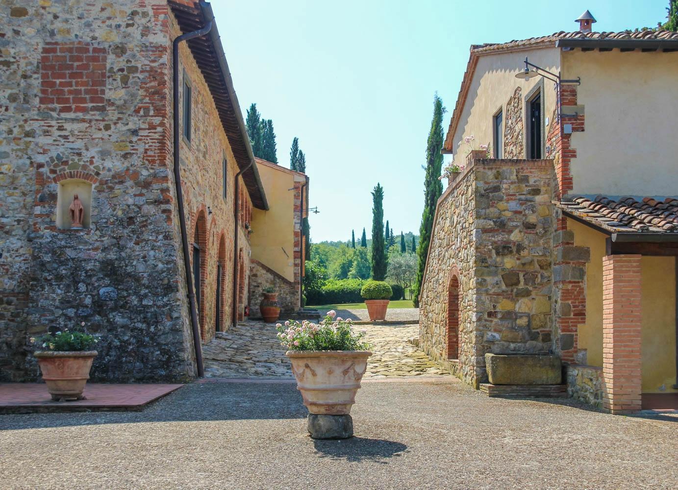 BORGO IESOLANA Prices Villa Reviews Italy Bucine