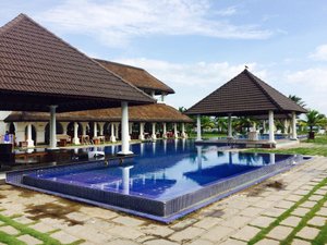 Le Pondy Beach Resort in Pondicherry, image may contain: Hotel, Resort, Building, Architecture