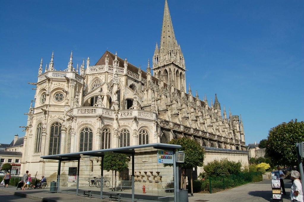 Eglise Saint-Pierre, Caen