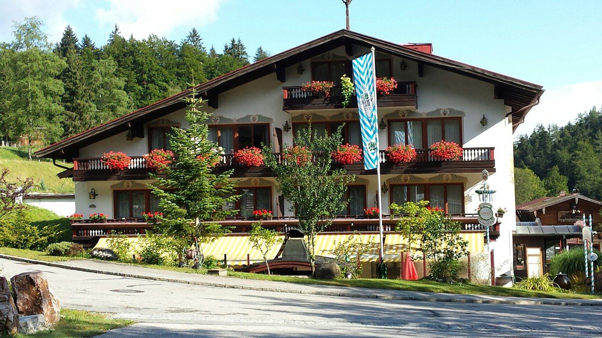 GASTHOF SCHMELZ - Prices & Hotel Reviews (Inzell, Germany - Bavaria)