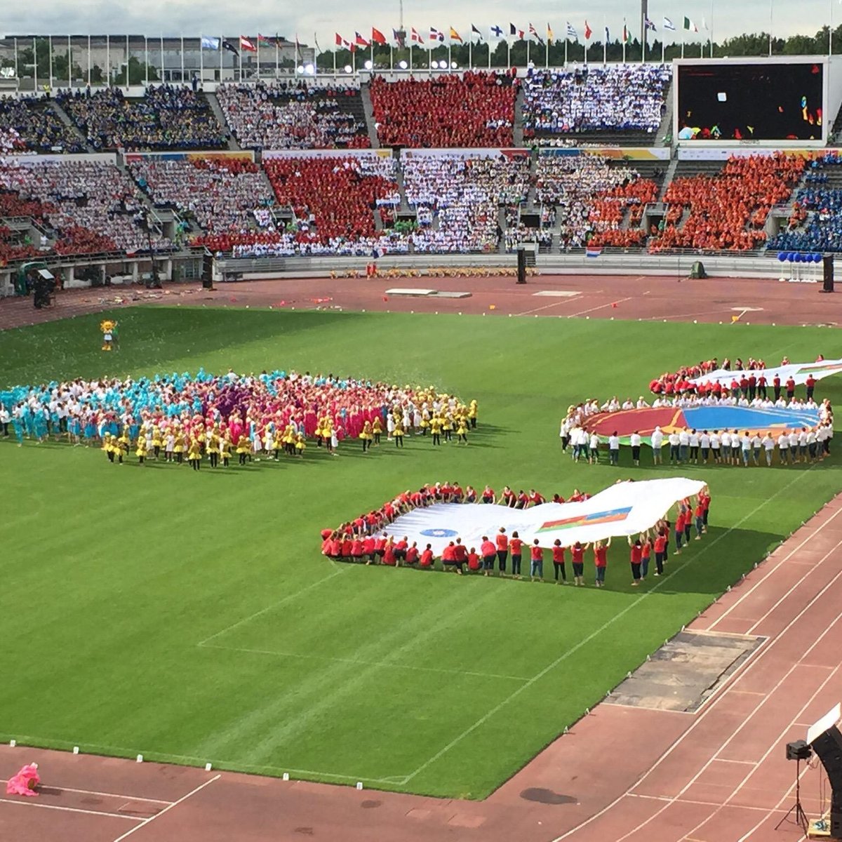 schleichen-aufz-hlen-bunker-pilates-m-tte-stadium-die-meisten-heimat