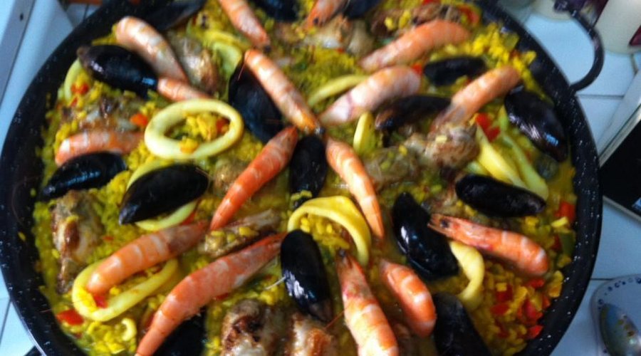 Paella mixte : 13 euros