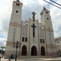 Vista frontal de la Catedral de San Felipe Apóstol, Puerto Plata.