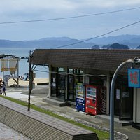 海水浴場入り口