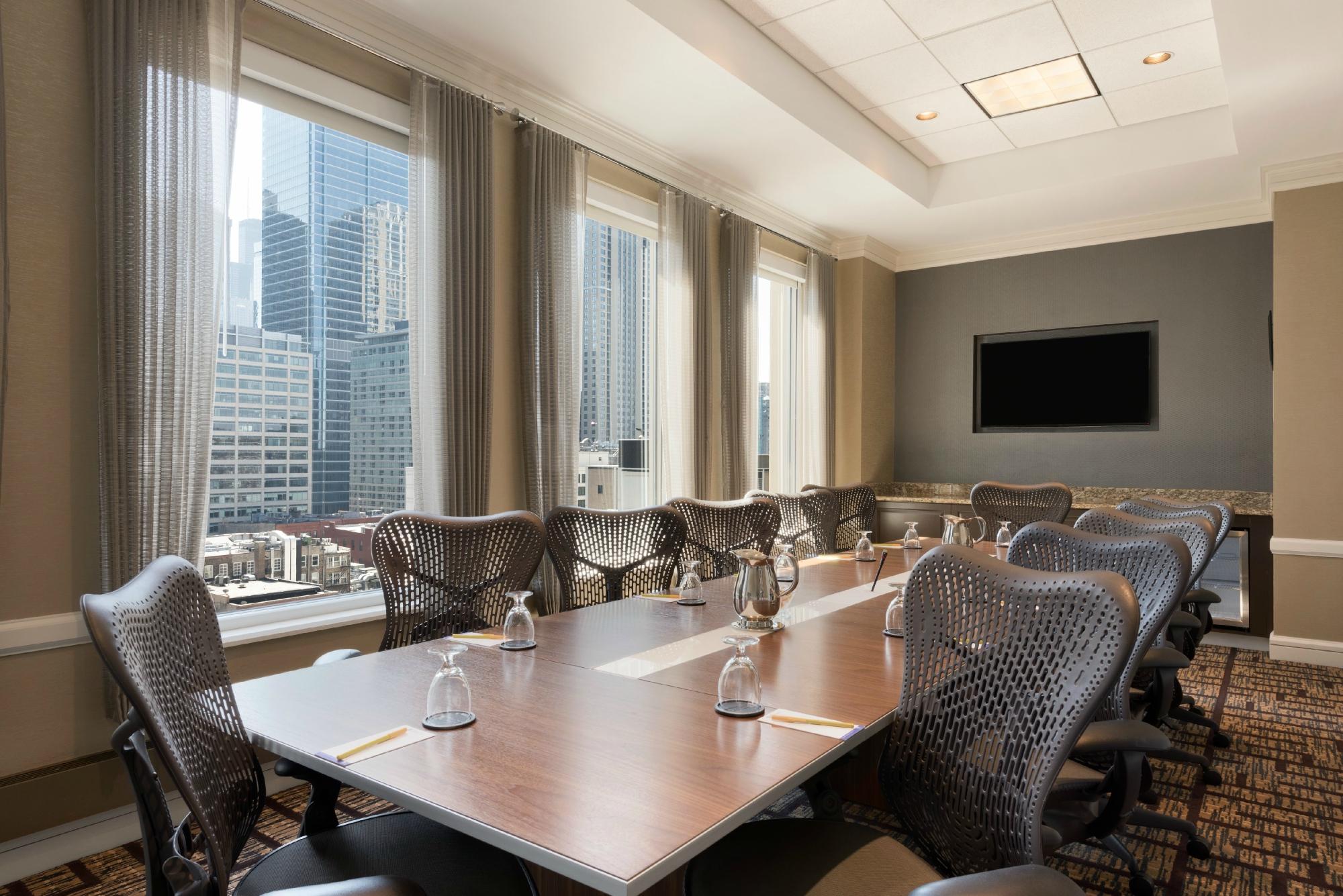 Hotel photo 3 of Hilton Garden Inn Chicago Downtown/Magnificent Mile.