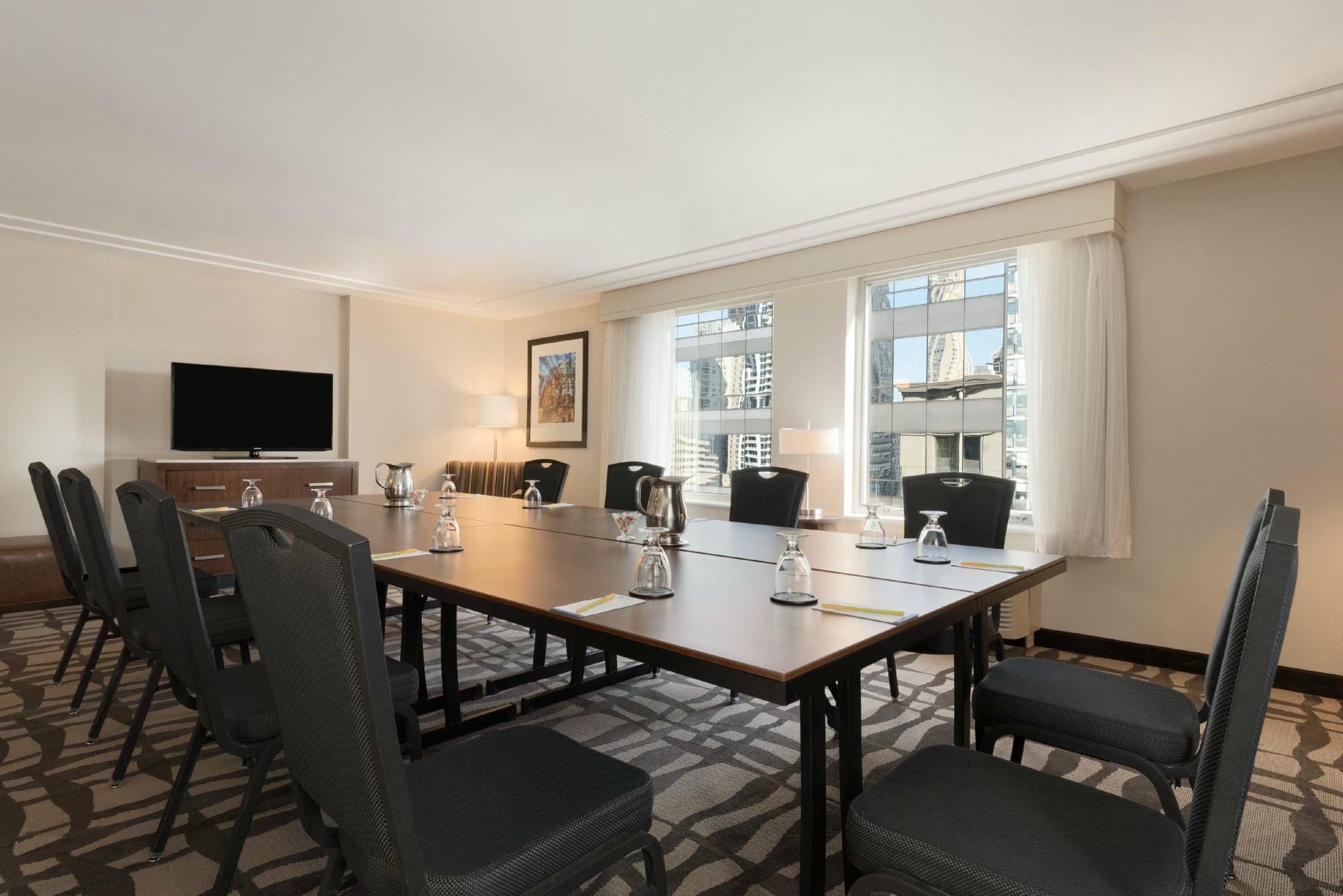 Hotel photo 80 of Hilton Garden Inn Chicago Downtown/Magnificent Mile.