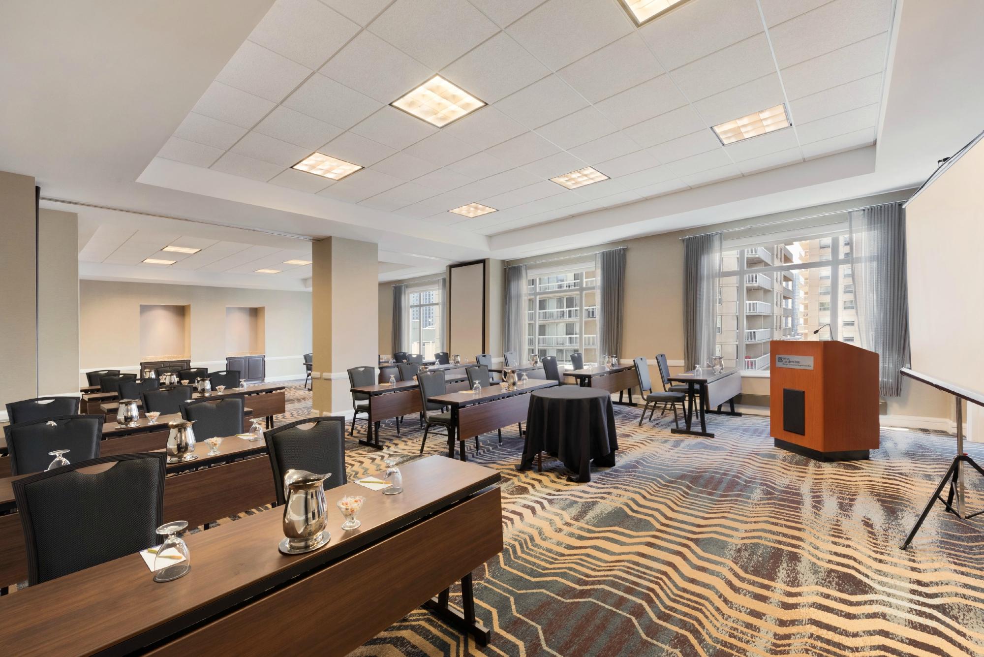 Hotel photo 82 of Hilton Garden Inn Chicago Downtown/Magnificent Mile.
