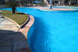 Piscina y playa