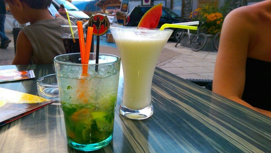 La gentillesse des patrons et la qualité de leur mojito mais aussi de leur Piña Colada valent vr