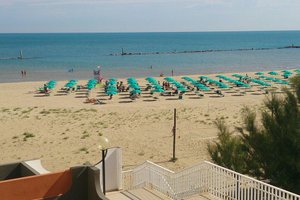 Piscina e spiaggia