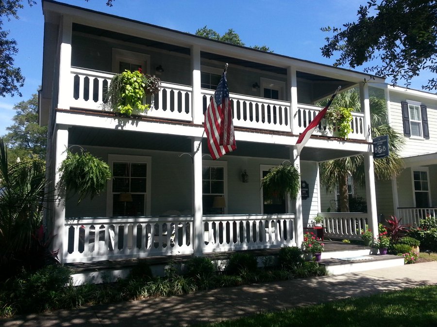 BELLCLEMMONS HOUSE Updated 2021 Prices & B&B Reviews (Southport, NC