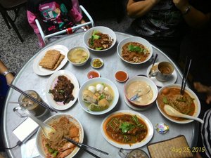 อาหาร