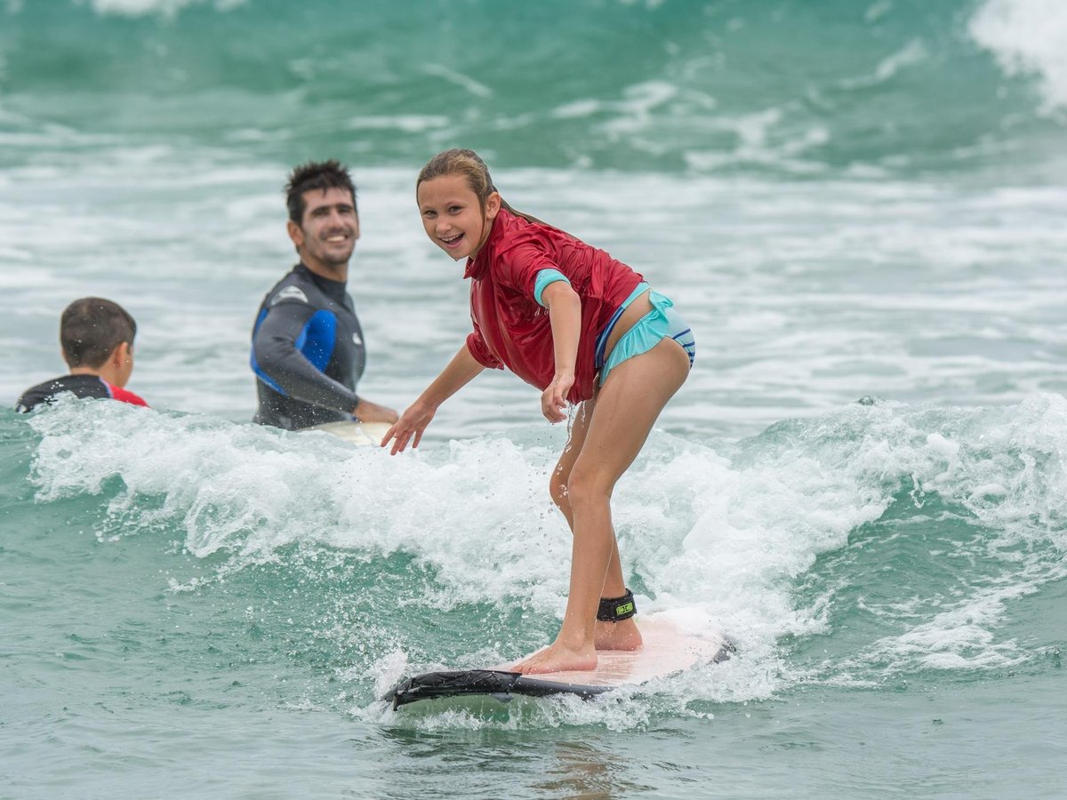 Learn to Surf in Noosa - Drop Bear Adventures