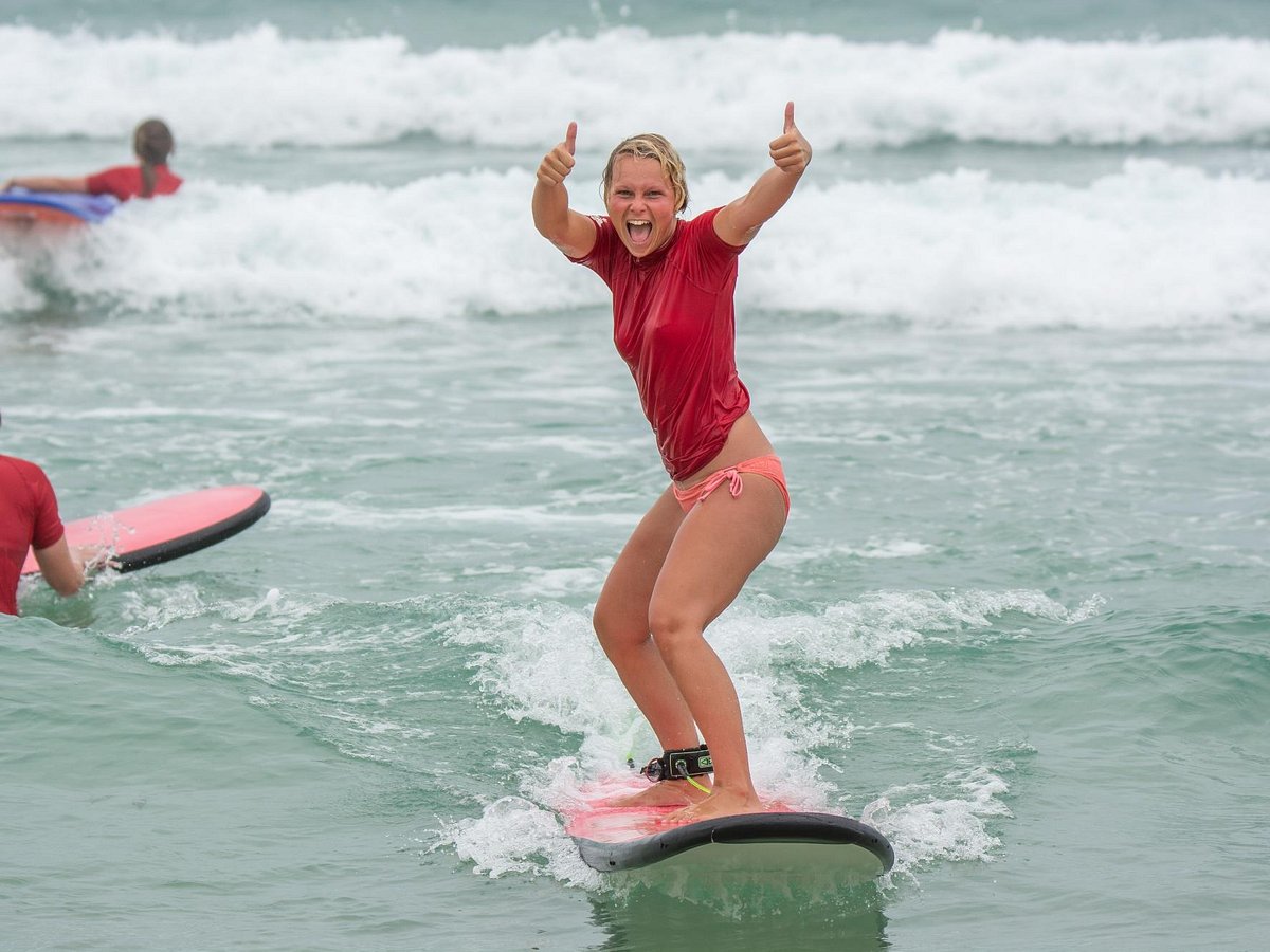 Learn to Surf in Noosa - Drop Bear Adventures