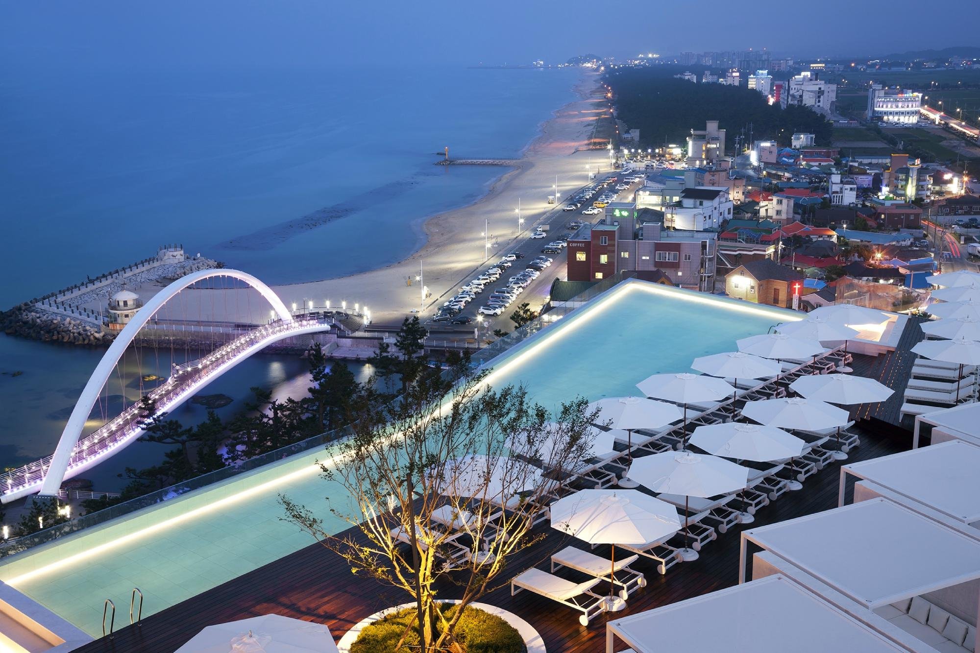 SEAMARQ Hotel by null