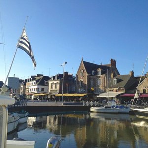 Hotel Kloys sur le port de Paimpol