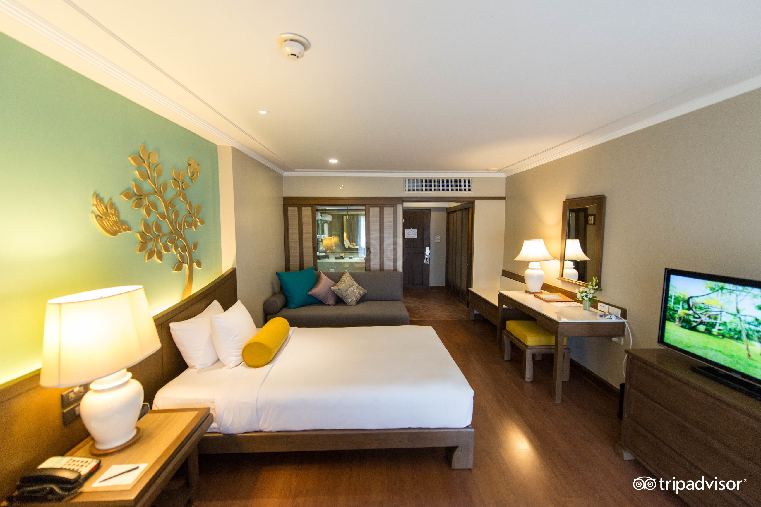 THE REGENT CHA AM BEACH RESORT 42 5 0 Updated