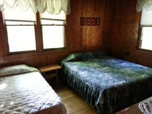 Mindemoya Court Cottages & Campground in Manitoulin Island