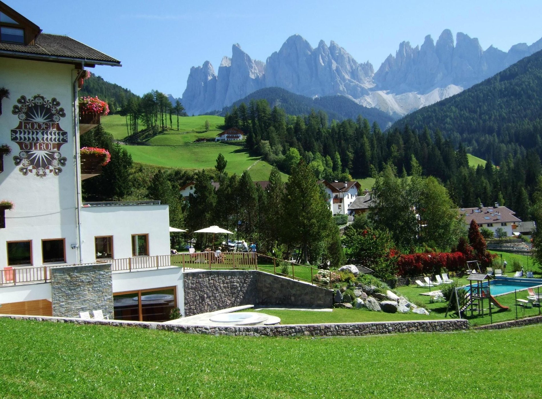 Hotel Tyrol Dolomitesslowliving image