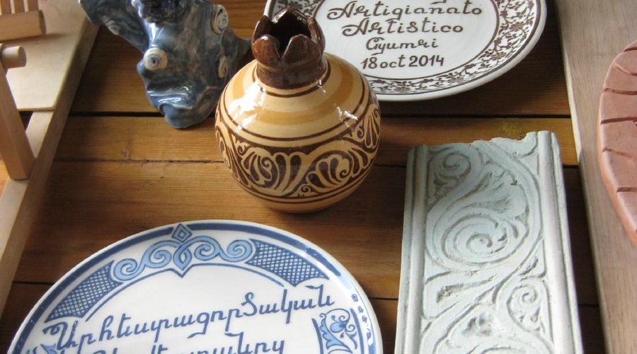 Ceramic craft shop in hotel Villa Kars