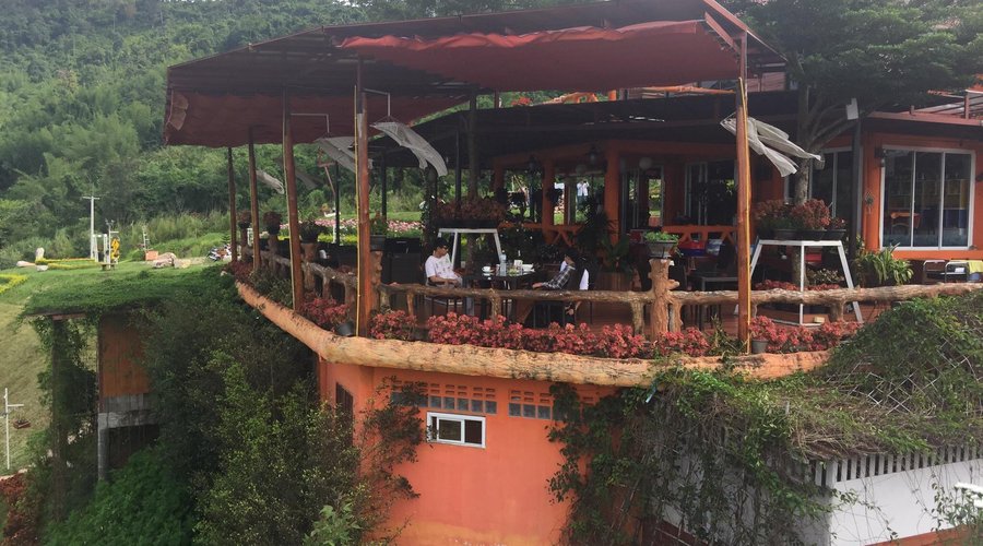 Tanrak resort