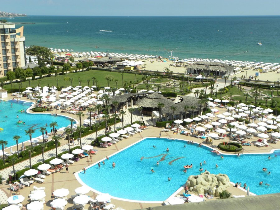 DIT MAJESTIC BEACH RESORT Updated 2020 Prices, Hotel Reviews, and