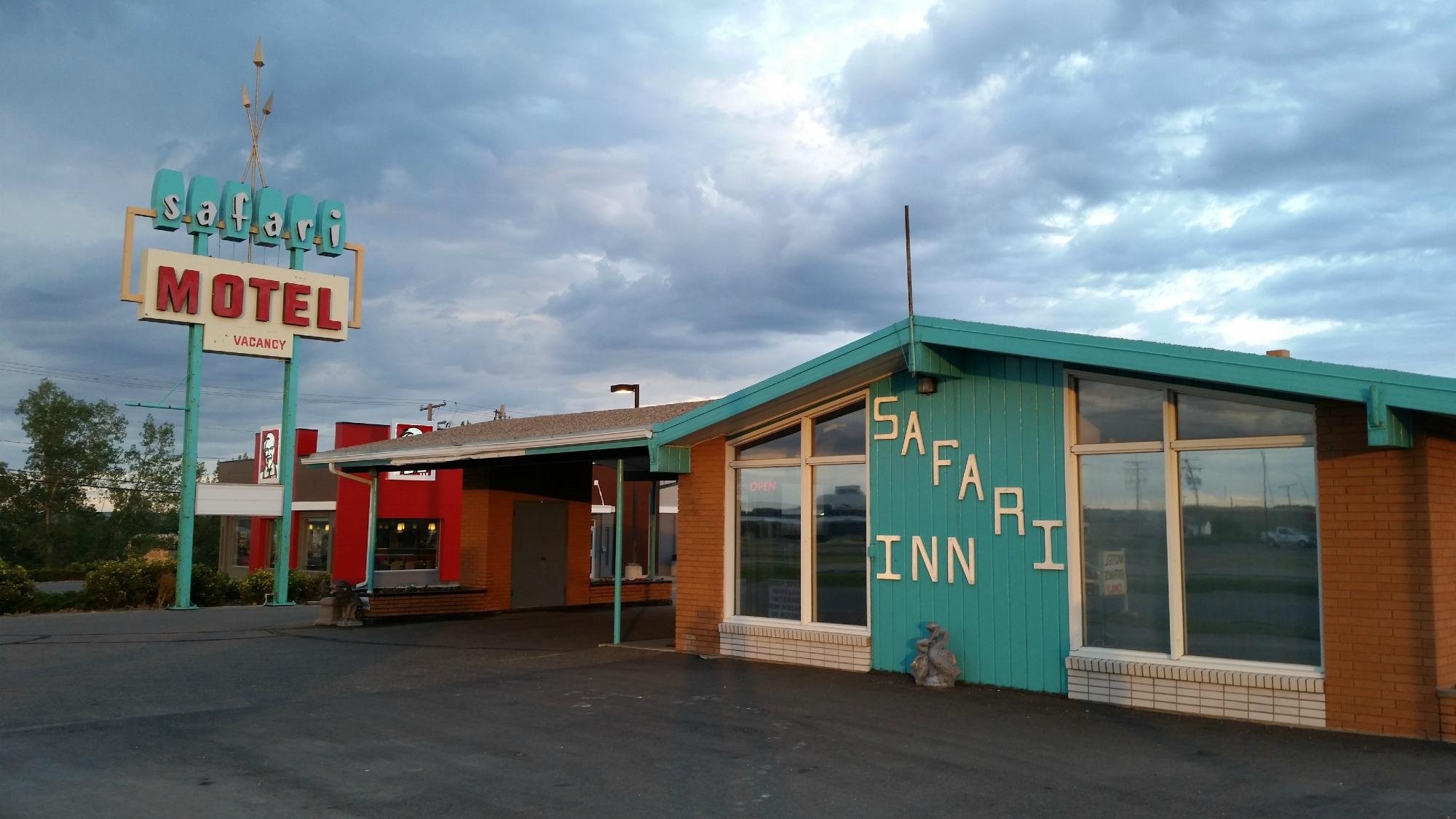 Safari Inn Motel Swift Current by null
